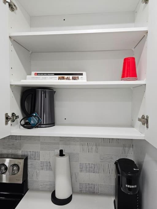 Cozy 2 Bedrooms And 1 Bath For 4 Guests!