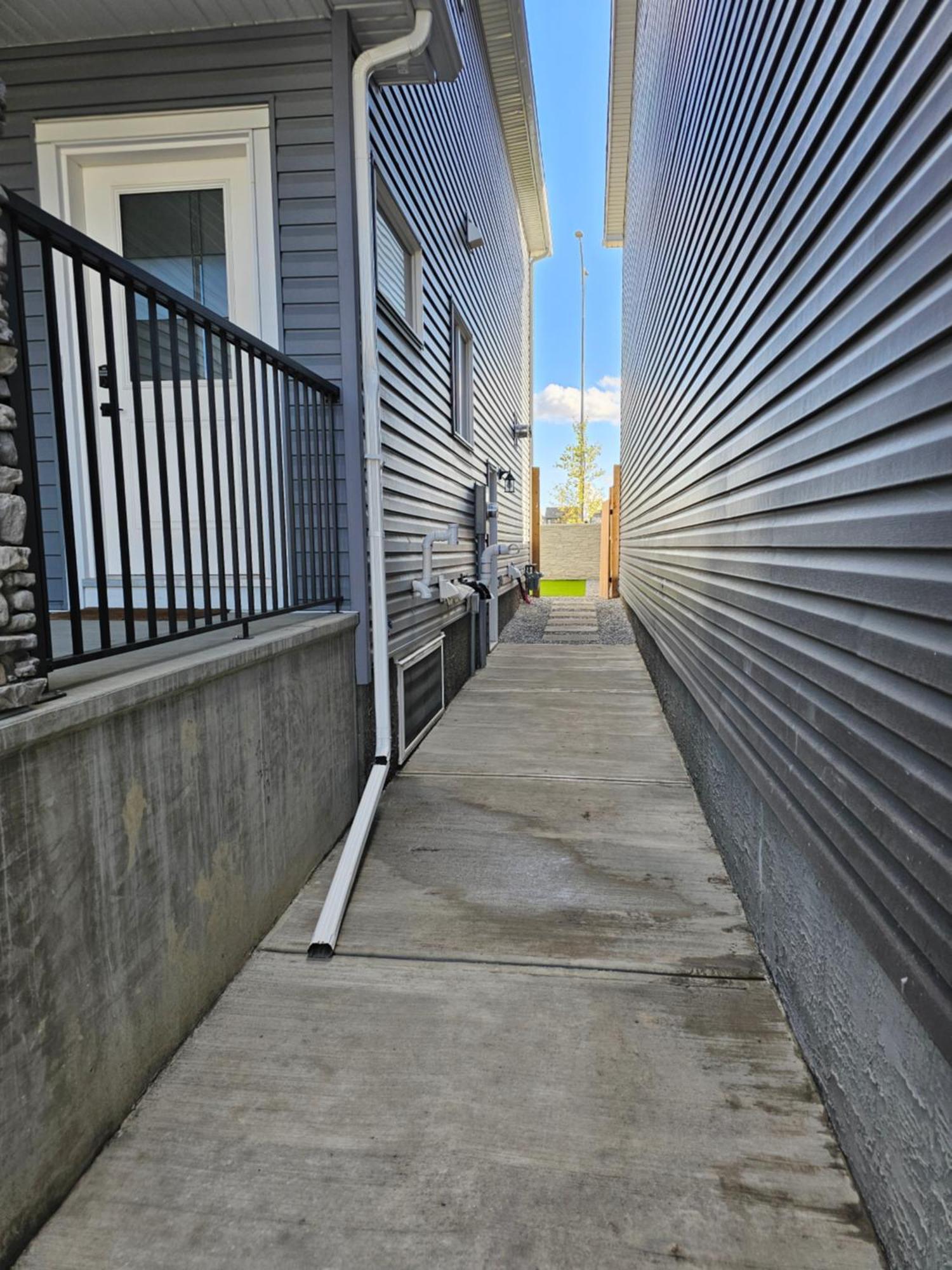 Cozy 2 Bedrooms And 1 Bath For 4 Guests! Apartment